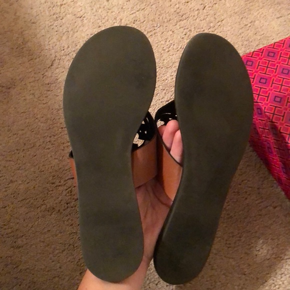 Zoey Thong Tory Burch Sandals - Picture 5 of 6